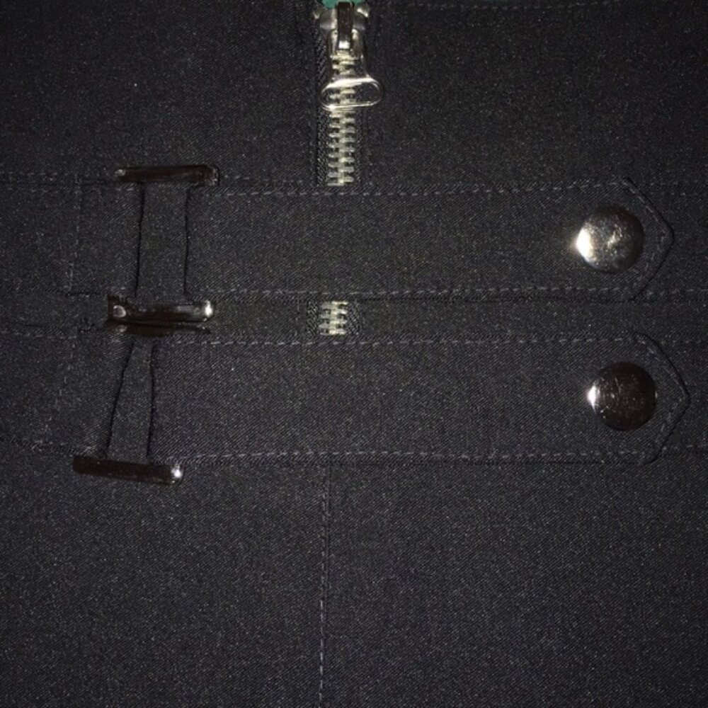 Cache Skirt - Picture 2 of 3
